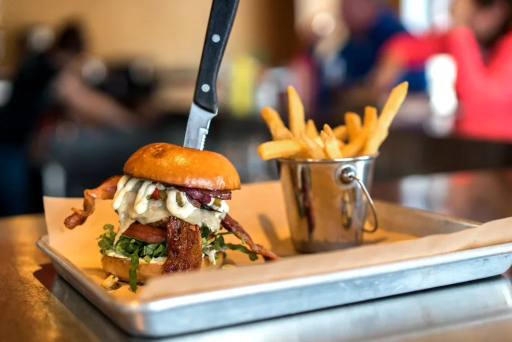 brgr-bar-01